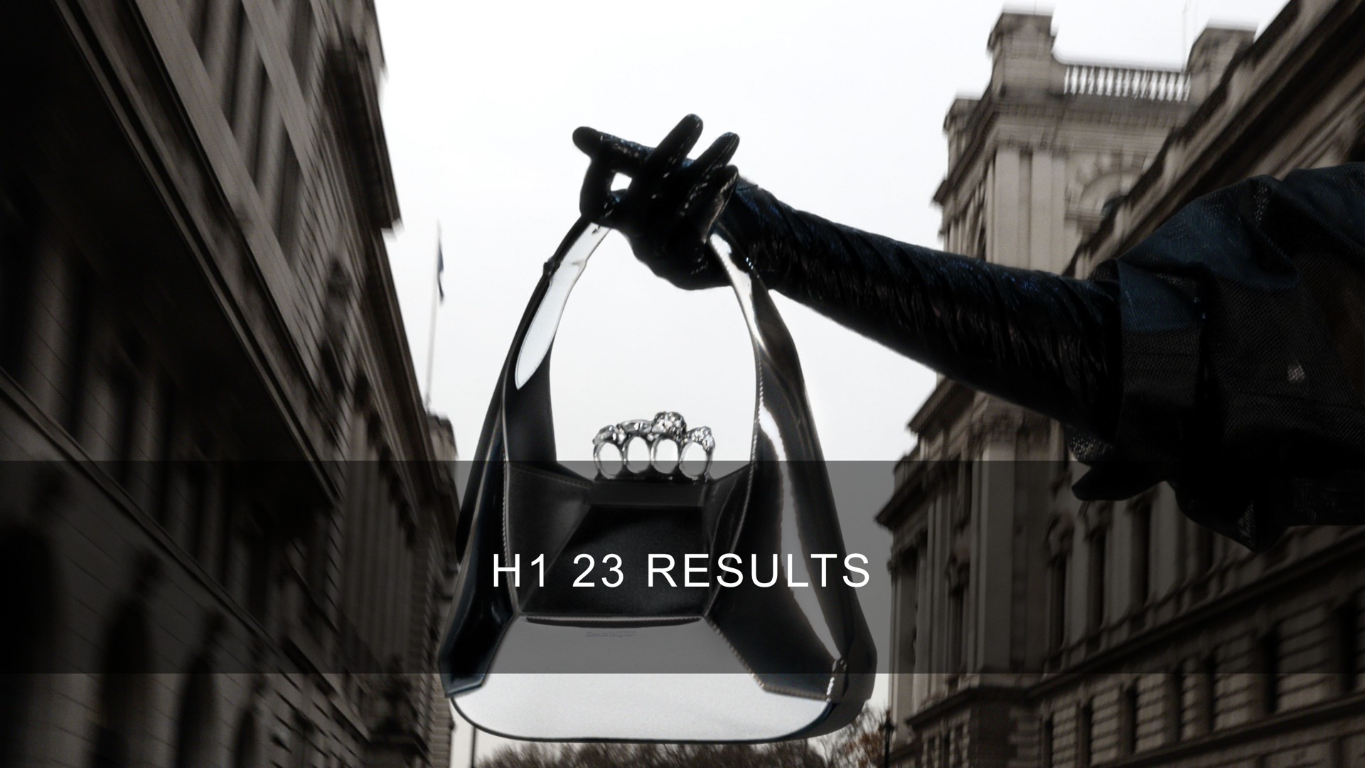 results silo | Kering