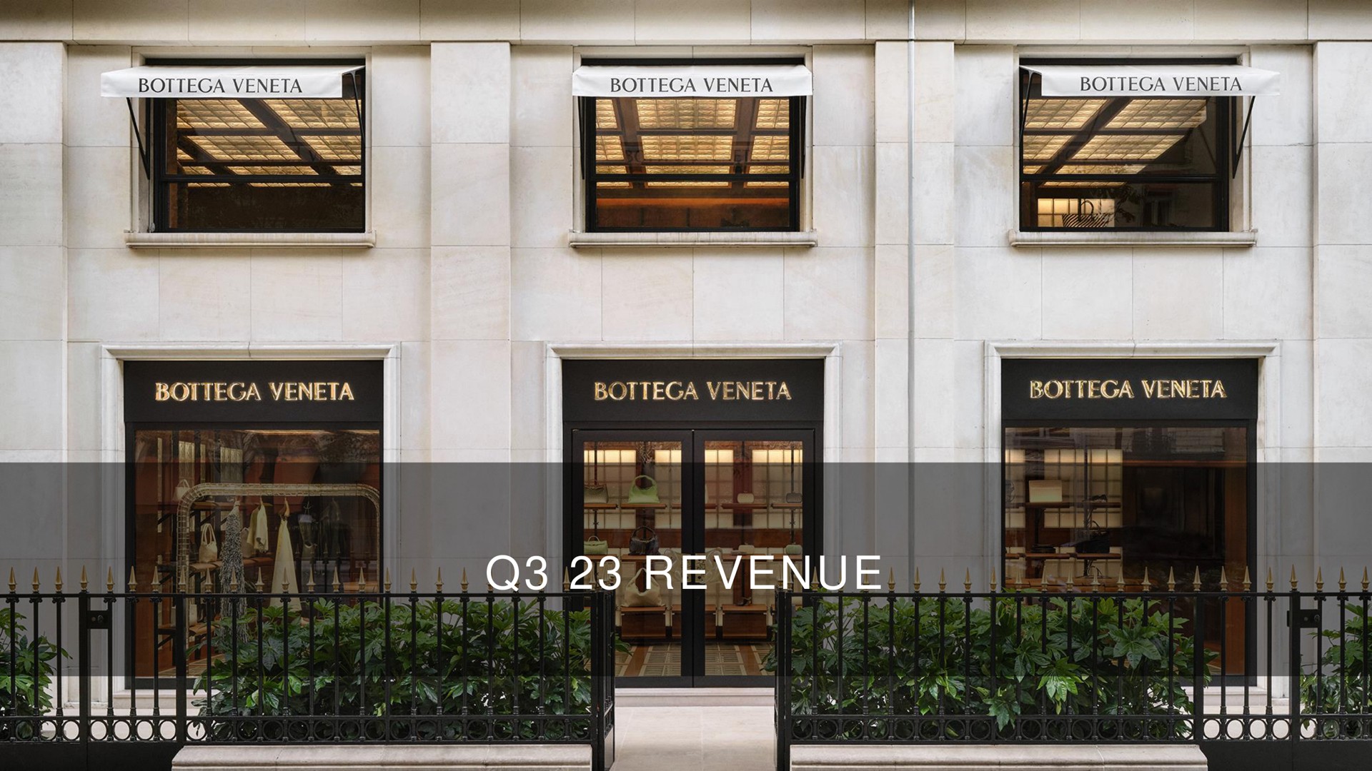 revenue a a pay in | Kering